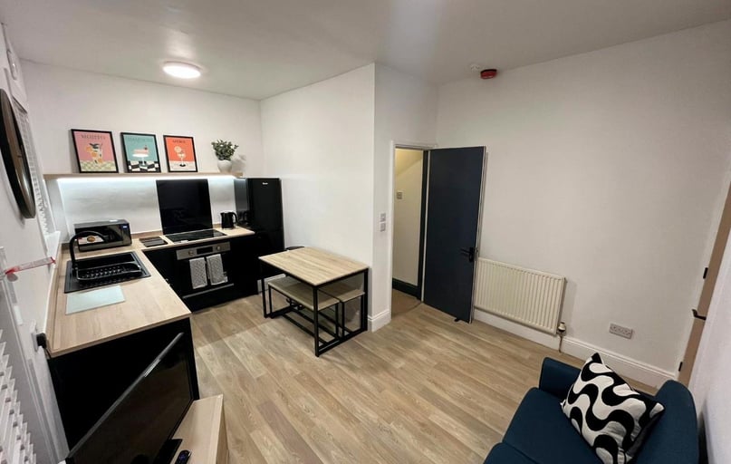 Pearson Road, Mutley, Plymouth - Image 1